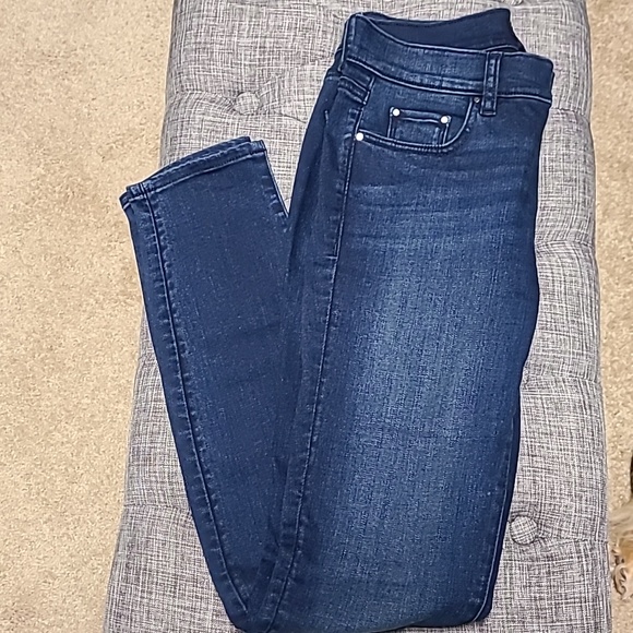 Ann Taylor Factory Modern Jeans Mid-rise (Size 0) NWOT - Picture 2 of 8